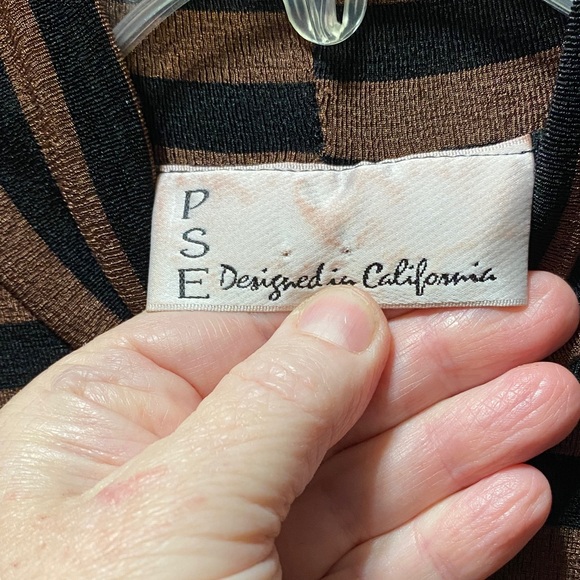 PSE Vintage plus size 3X Striped Black and Brown stretchy long sleeve top - Picture 2 of 12